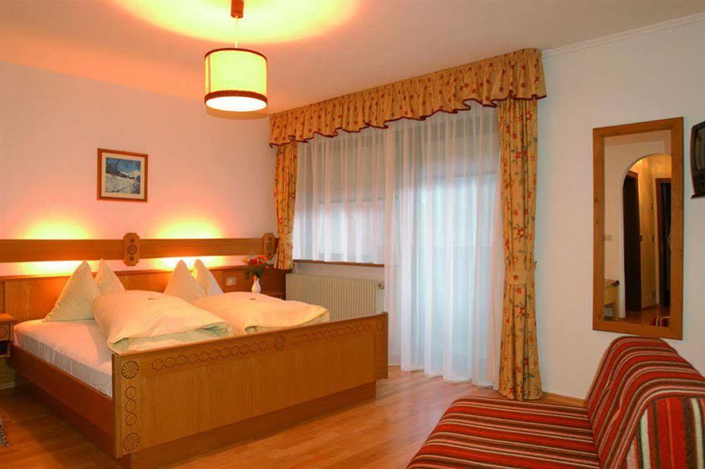 Hotel Puetia อันแตร์มอรยา ภายนอก รูปภาพ