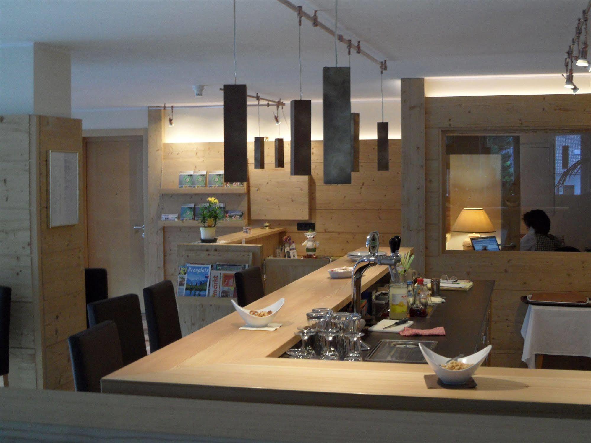Hotel Puetia อันแตร์มอรยา ภายนอก รูปภาพ